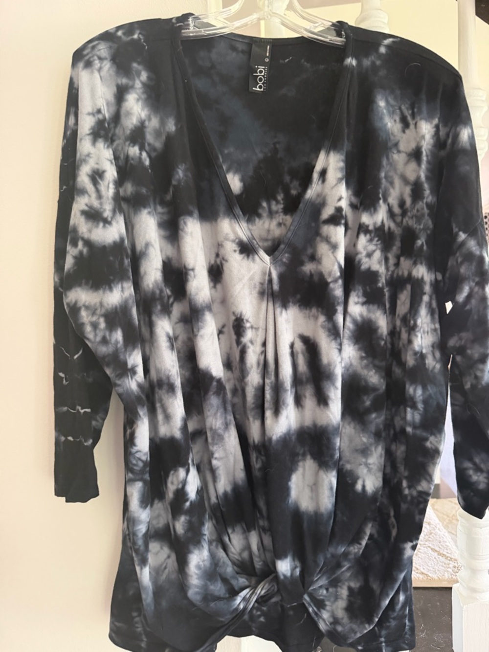 bobi Black V-Neck Knot Front Top